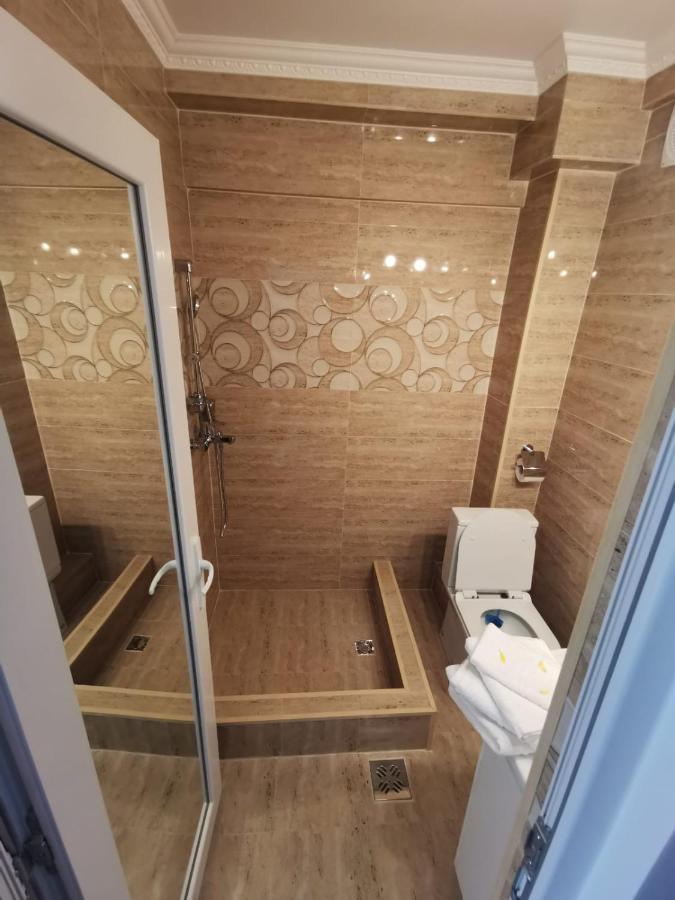 1 Small Studio, Central, Self Check In Sinaia Zewnętrze zdjęcie